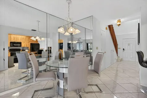 2274 Discovery Circle Deerfield Beach FL 33442