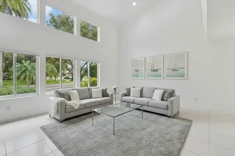 2801 Embassy Drive West Palm Beach FL 33401