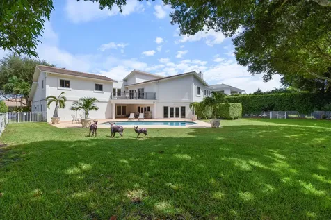 2801 Embassy Drive West Palm Beach FL 33401