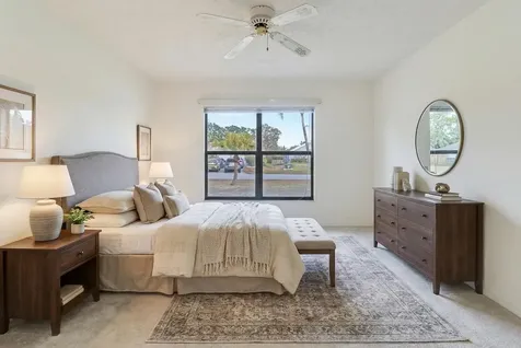 2402 Se Alden Street Port Saint Lucie FL 34984