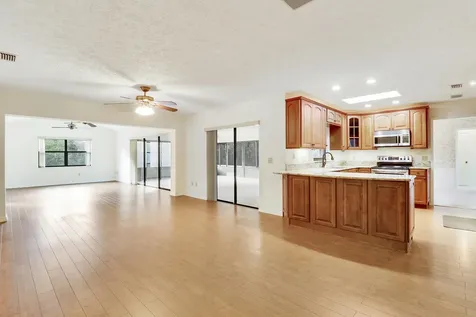 2402 Se Alden Street Port Saint Lucie FL 34984