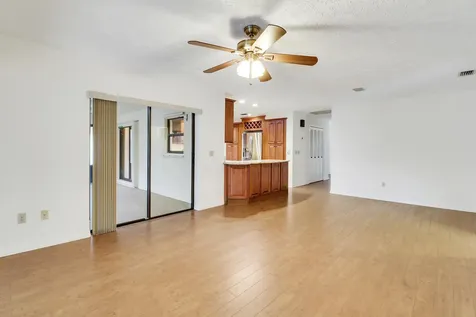 2402 Se Alden Street Port Saint Lucie FL 34984