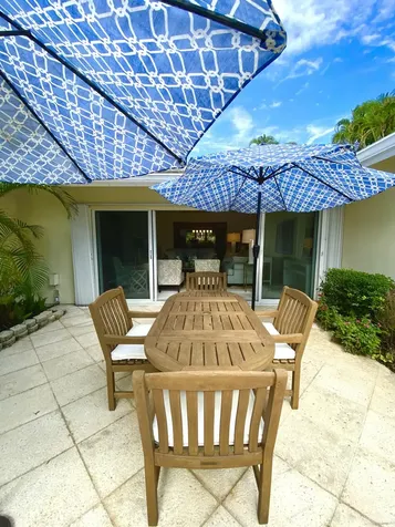 241 List Road Palm Beach FL 33480