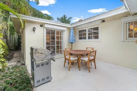241 List Road Palm Beach FL 33480