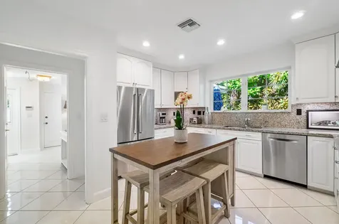241 List Road Palm Beach FL 33480