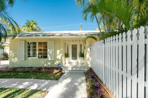 241 List Road Palm Beach FL 33480