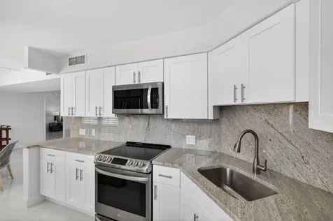 130 Lakeshore Drive North Palm Beach FL 33408