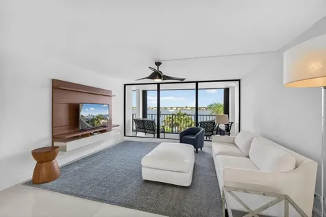 130 Lakeshore Drive North Palm Beach FL 33408