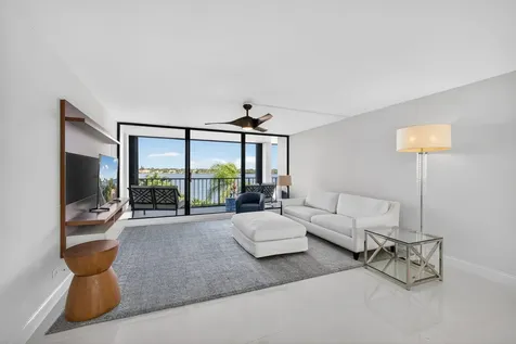130 Lakeshore Drive North Palm Beach FL 33408