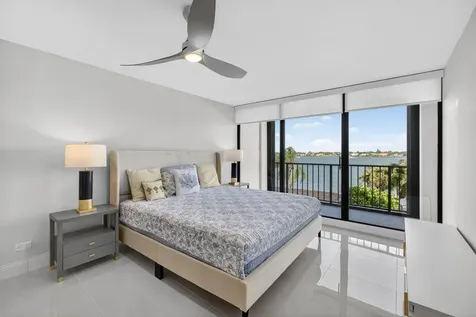 130 Lakeshore Drive North Palm Beach FL 33408