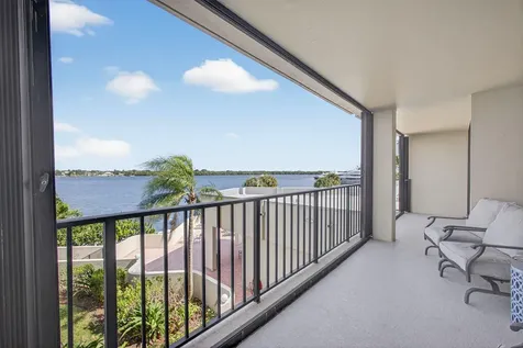 130 Lakeshore Drive North Palm Beach FL 33408