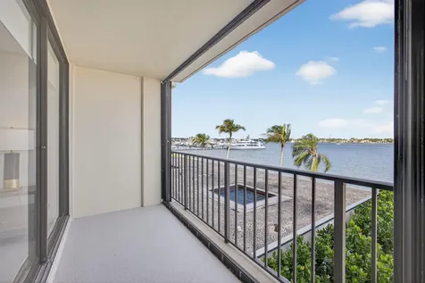 130 Lakeshore Drive North Palm Beach FL 33408