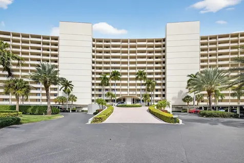 130 Lakeshore Drive North Palm Beach FL 33408