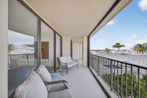 130 Lakeshore Drive North Palm Beach FL 33408
