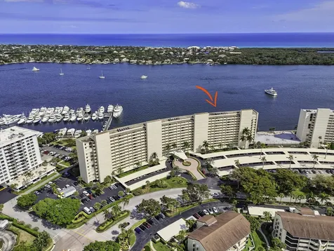 130 Lakeshore Drive North Palm Beach FL 33408