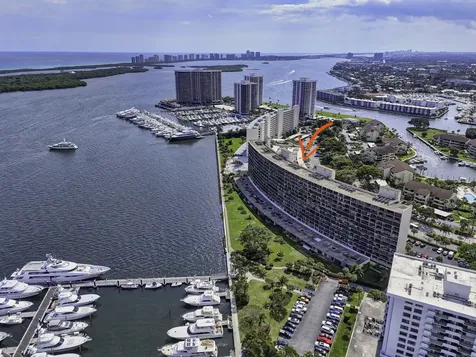 130 Lakeshore Drive North Palm Beach FL 33408