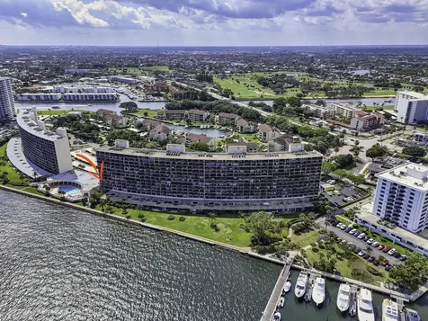 130 Lakeshore Drive North Palm Beach FL 33408