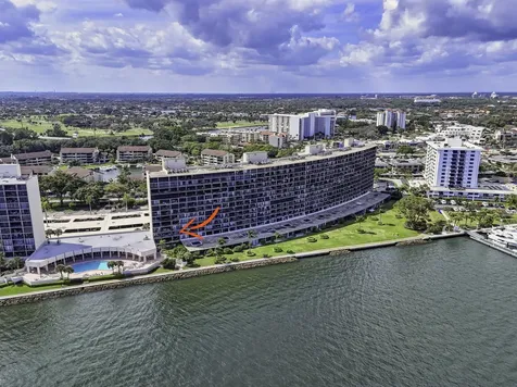 130 Lakeshore Drive North Palm Beach FL 33408