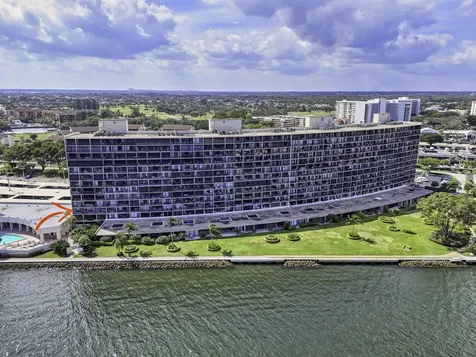 130 Lakeshore Drive North Palm Beach FL 33408