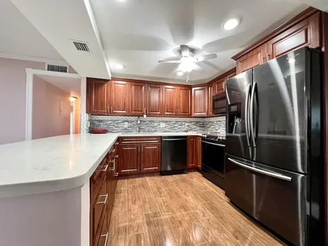 313 Wellington L West Palm Beach FL 33417