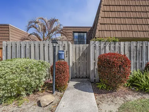1166 6th Avenue Vero Beach FL 32960