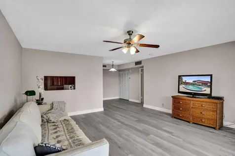 12014 Greenway Circle Royal Palm Beach FL 33411