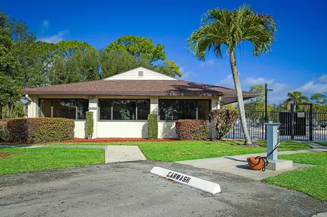 6327 Chasewood Drive Jupiter FL 33458