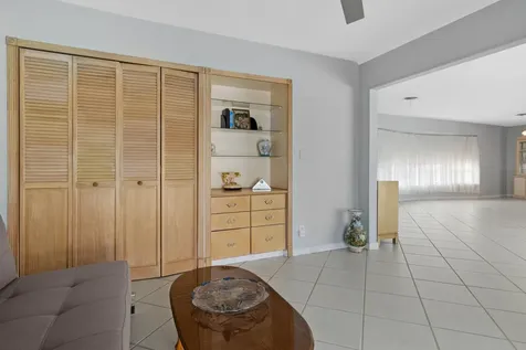 2129 Ne 60th Street Fort Lauderdale FL 33308