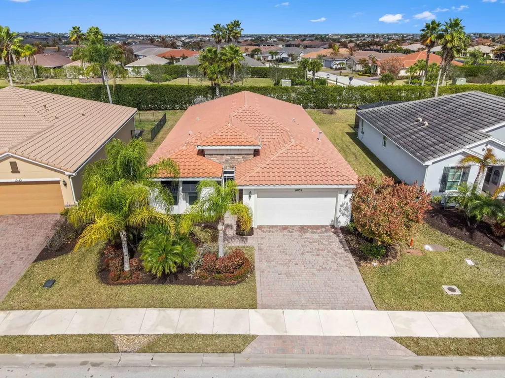 10139 Sw Cypress Wood Court Port Saint Lucie FL 34987