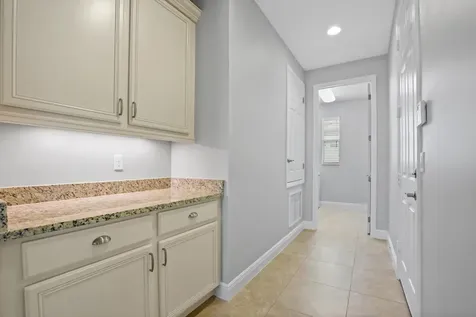10139 Sw Cypress Wood Court Port Saint Lucie FL 34987