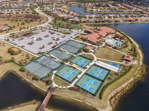 10139 Sw Cypress Wood Court Port Saint Lucie FL 34987