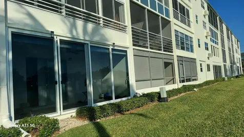 1072 Yarmouth D Boca Raton FL 33434