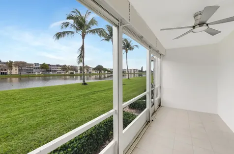 1072 Yarmouth D Boca Raton FL 33434