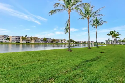 1072 Yarmouth D Boca Raton FL 33434