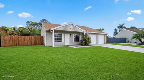 7726 Blairwood Circle Lake Worth FL 33467