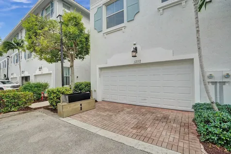 1252 Piazza Antinori Boynton Beach FL 33426