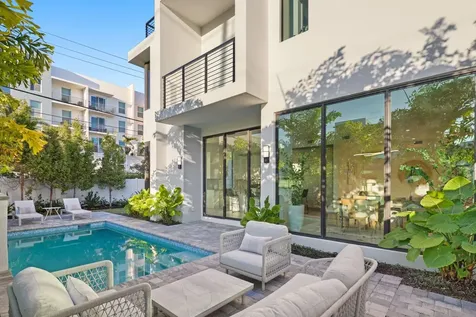 201 Se 4th Avenue Delray Beach FL 33483