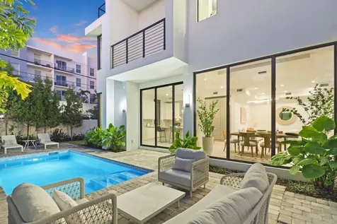 201 Se 4th Avenue Delray Beach FL 33483