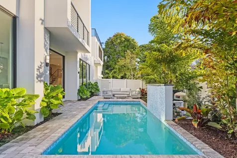 201 Se 4th Avenue Delray Beach FL 33483
