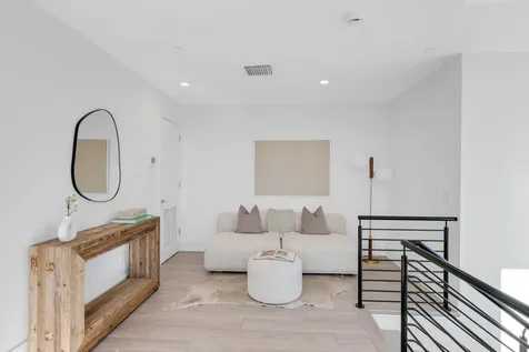 201 Se 4th Avenue Delray Beach FL 33483