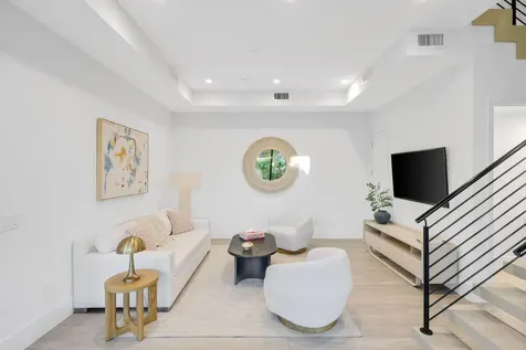 201 Se 4th Avenue Delray Beach FL 33483