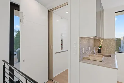 201 Se 4th Avenue Delray Beach FL 33483