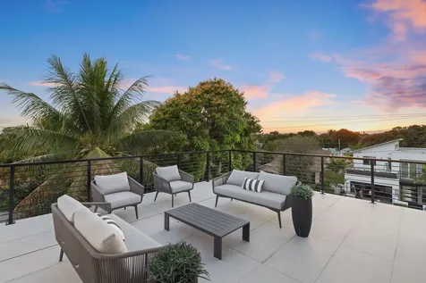 201 Se 4th Avenue Delray Beach FL 33483