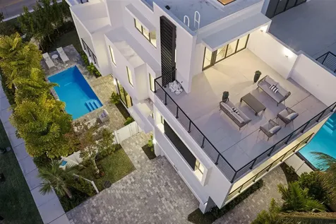 201 Se 4th Avenue Delray Beach FL 33483