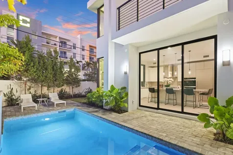 201 Se 4th Avenue Delray Beach FL 33483