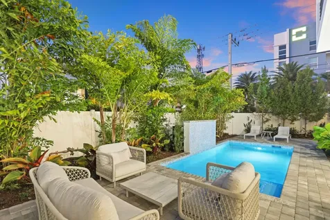 201 Se 4th Avenue Delray Beach FL 33483