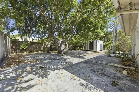 225 Plymouth Road West Palm Beach FL 33405