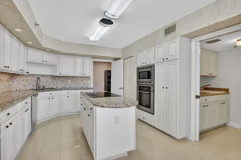 7201 Promenade Drive Boca Raton FL 33433
