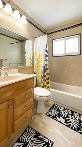7106 Nw 73rd Avenue Tamarac FL 33321