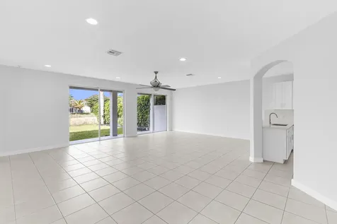 10557 Galleria Street Wellington FL 33414